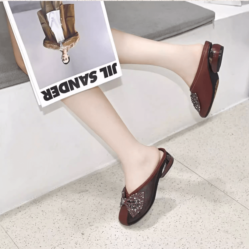 Classic Rhinestone Bow Shoes Leather Low Heel Shoe