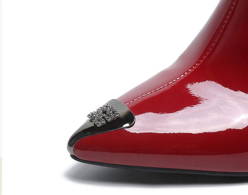 2022 Summer Slippers Chunky Heels Fashionable Pointy Heels Patent Leather Sandals for Women