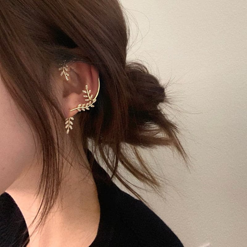 Fashion Leaf Surround Ear Stud Women's Earrings Ear Cuff Fine Sweet Ear Bones Clip for Women Bijoux Jewelry Drop-shipping