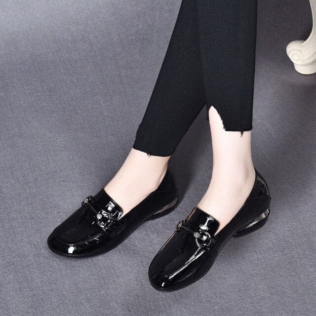 Round Toe Metal Decorative Thick Heel Women Shoes Patent Leather Soft High Heels