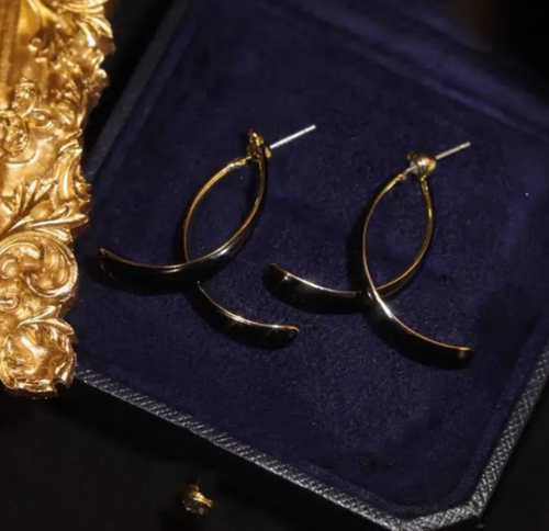 2022 New Fashion Light Luxury Cross Earrings
