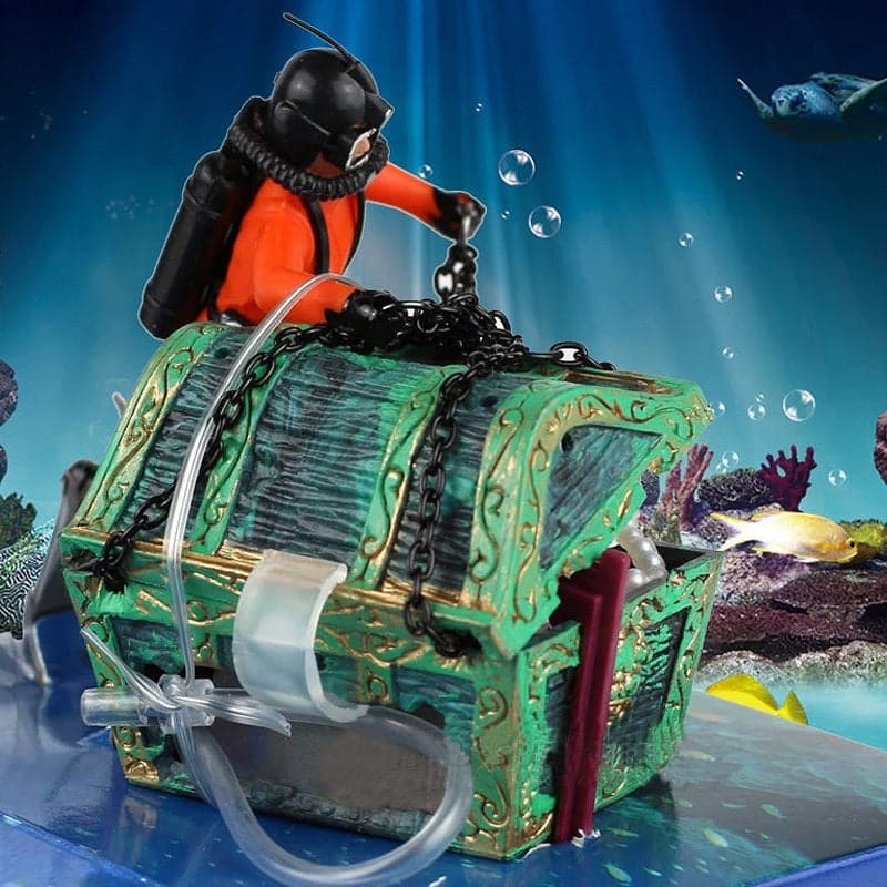 New Unique Design Treasure Hunter Diver Action Figure Fish Tank Ornament Landscape Aquarium Decoration Accessories