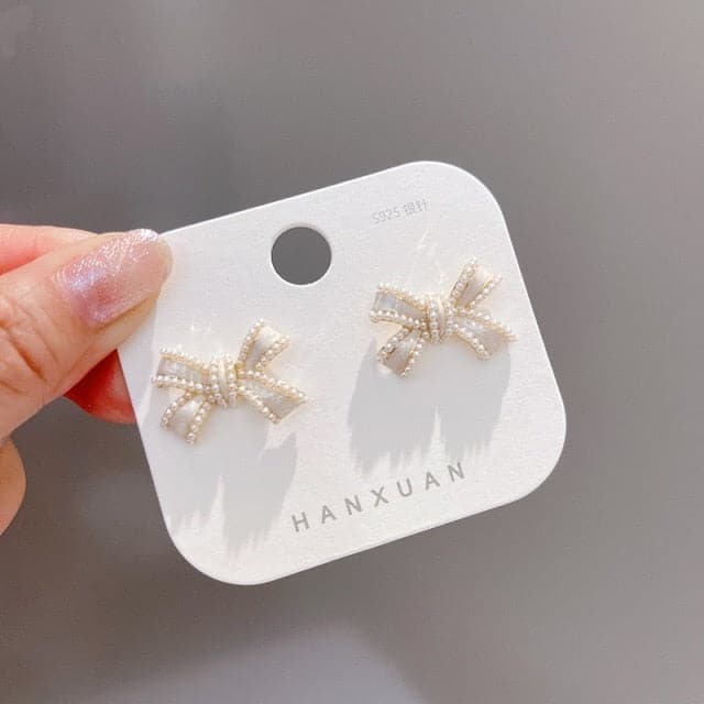 New Trendy Long Butterfly Clip Earrings Ear Hook Pearl Ear Clips Without Pierced Ears Chain Earrings Women Girls Jewelry