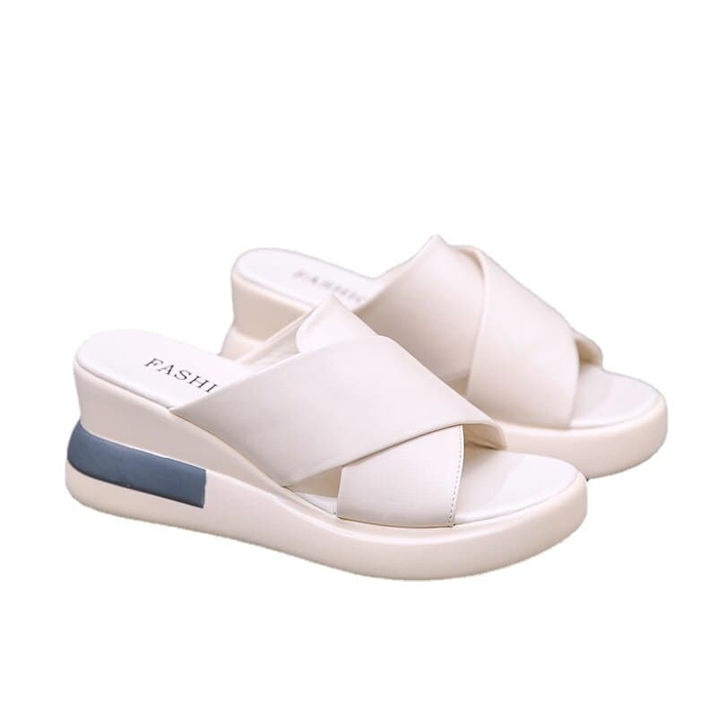 New Fashion Women Sandals Ladies Round Toe Wedge Soft Stitching Beach Slippers