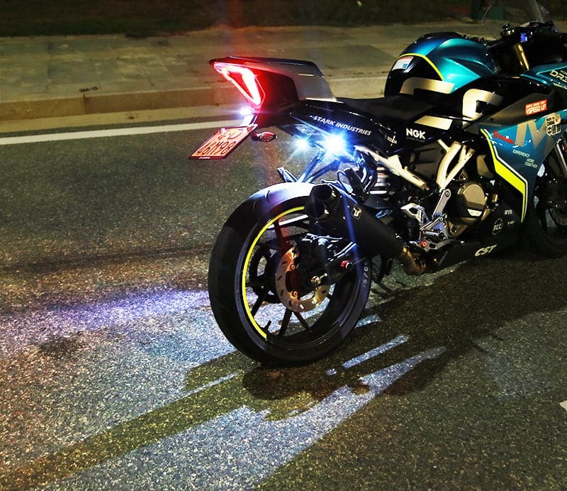 TikTok 2023 Universal Electric Aircraft Lights Motorcycle Strobe Free Wiring Warning Lights Drone Model Pilot Lights